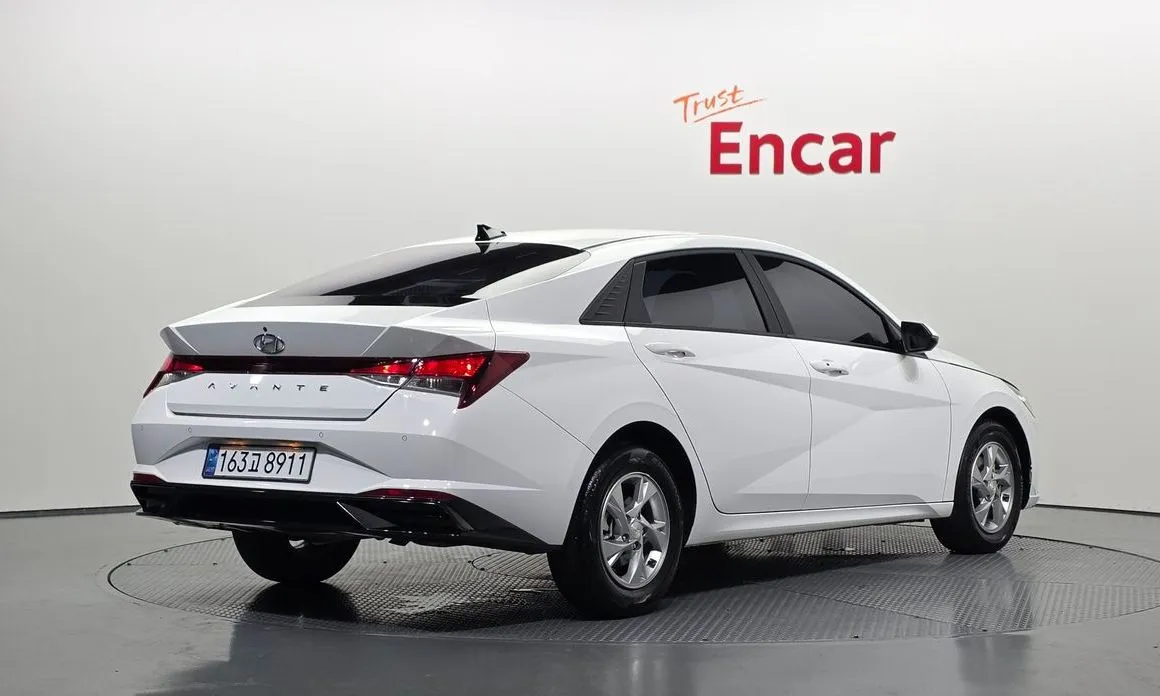 Hyundai AVANTE — фото 6
