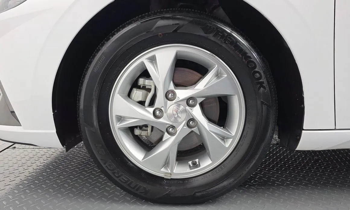Hyundai AVANTE — фото 9