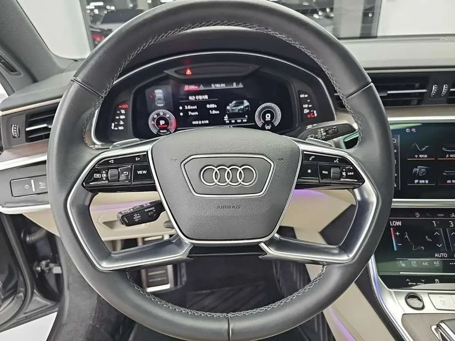 Audi A7 — фото 10