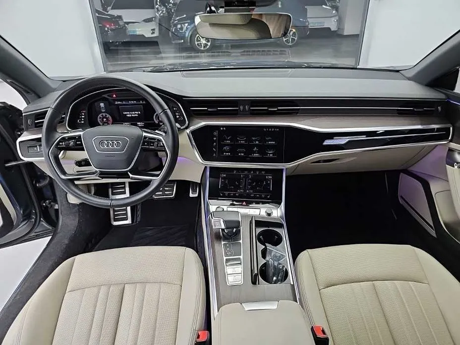 Audi A7 — фото 9