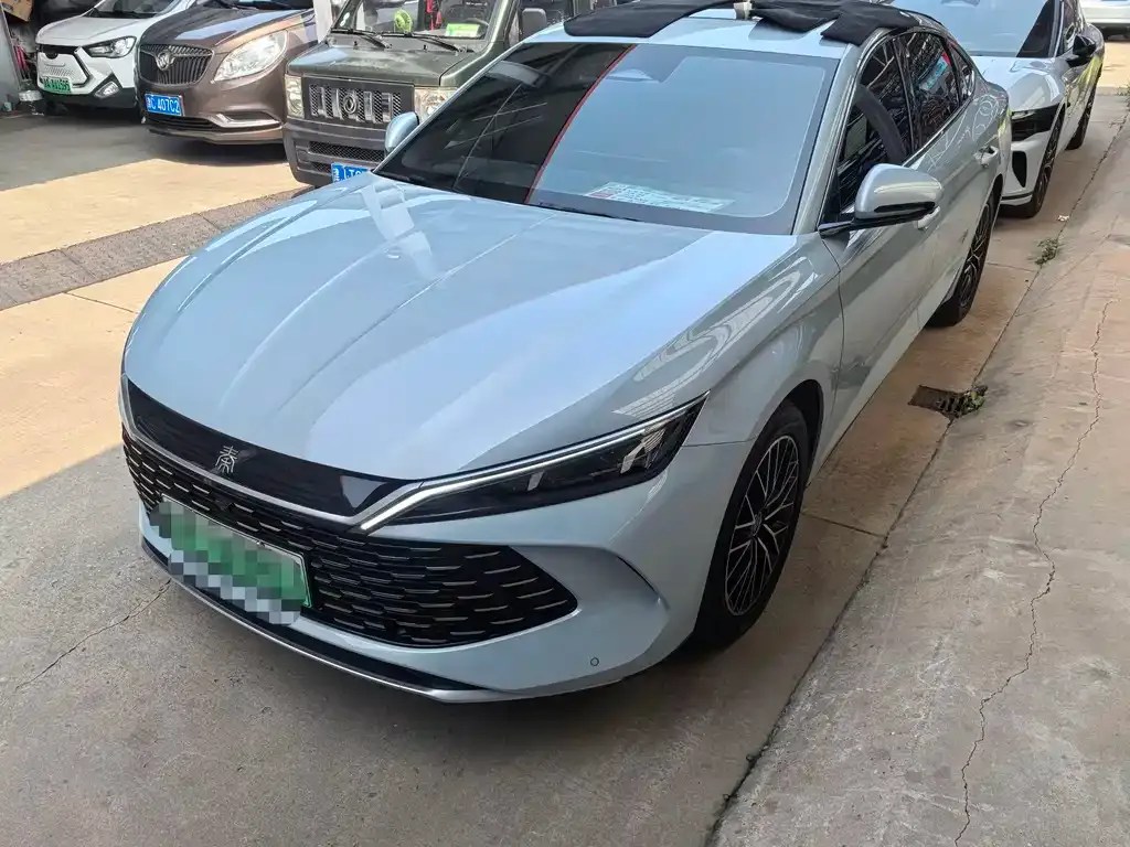 BYD Qin L — фото 1