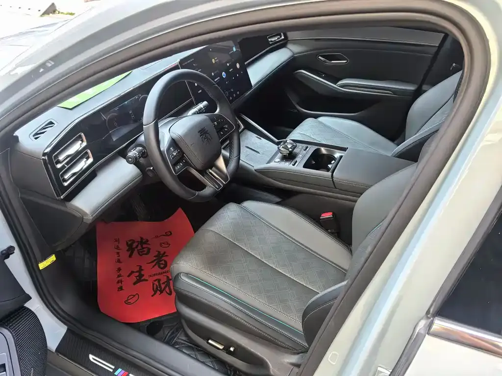 BYD Qin L — фото 2