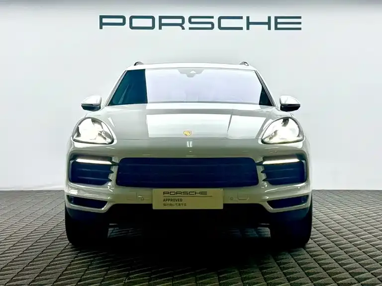 Porsche Cayenne — фото 2