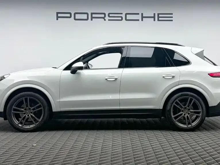 Porsche Cayenne — фото 3