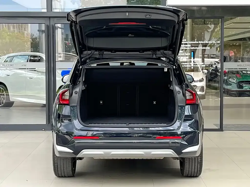 BMW X1 — фото 10