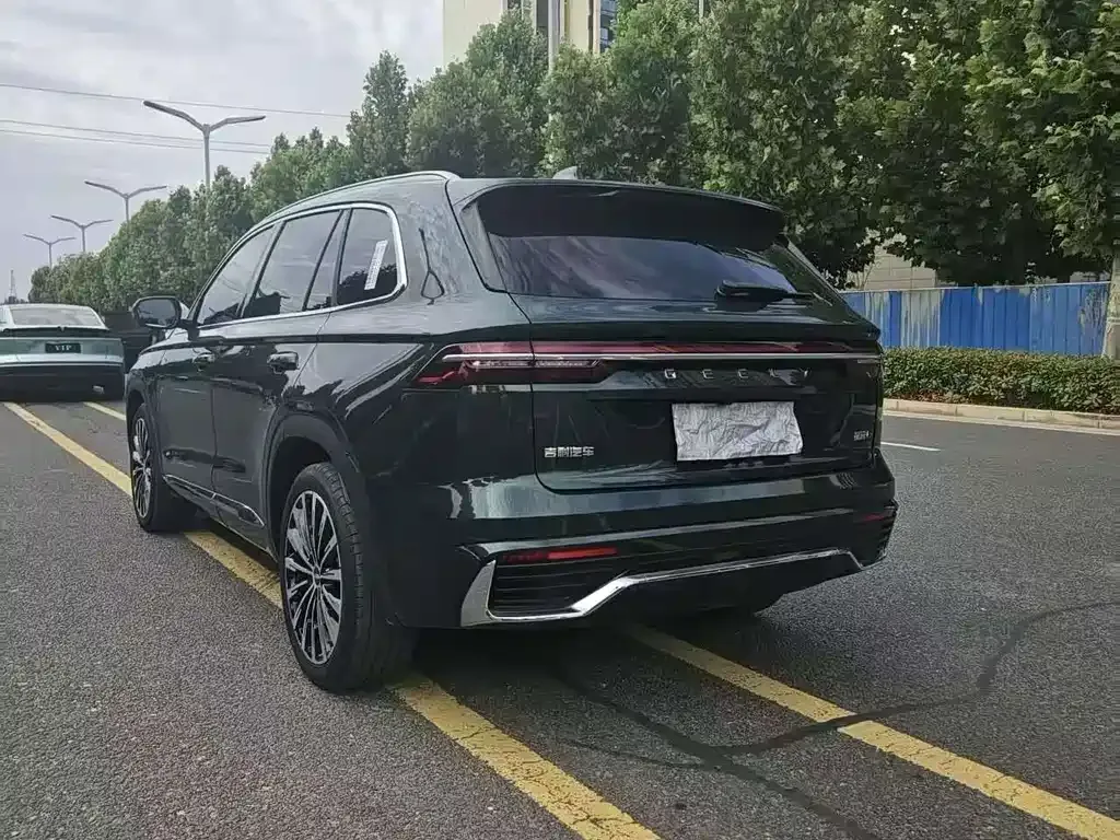 Geely Xingyue L — фото 6