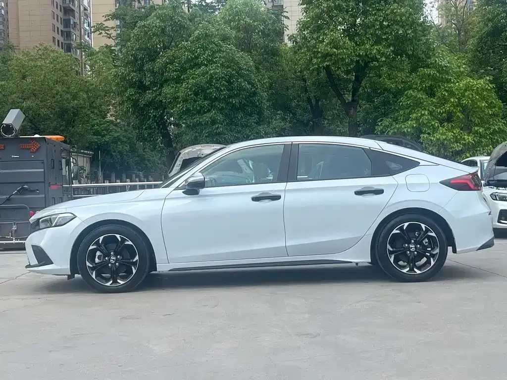 Honda Civic — фото 9