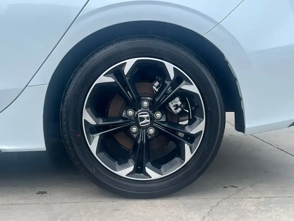 Honda Civic — фото 7