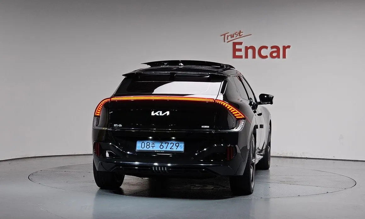 Kia EV6 — фото 2