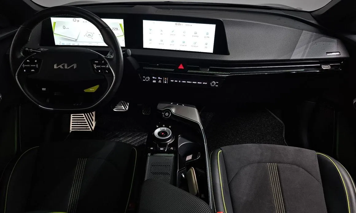 Kia EV6 — фото 8