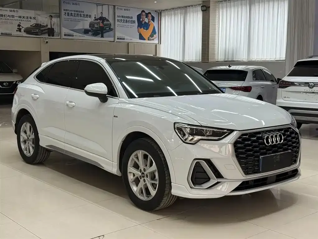 Audi Q3 Sportback — фото 4