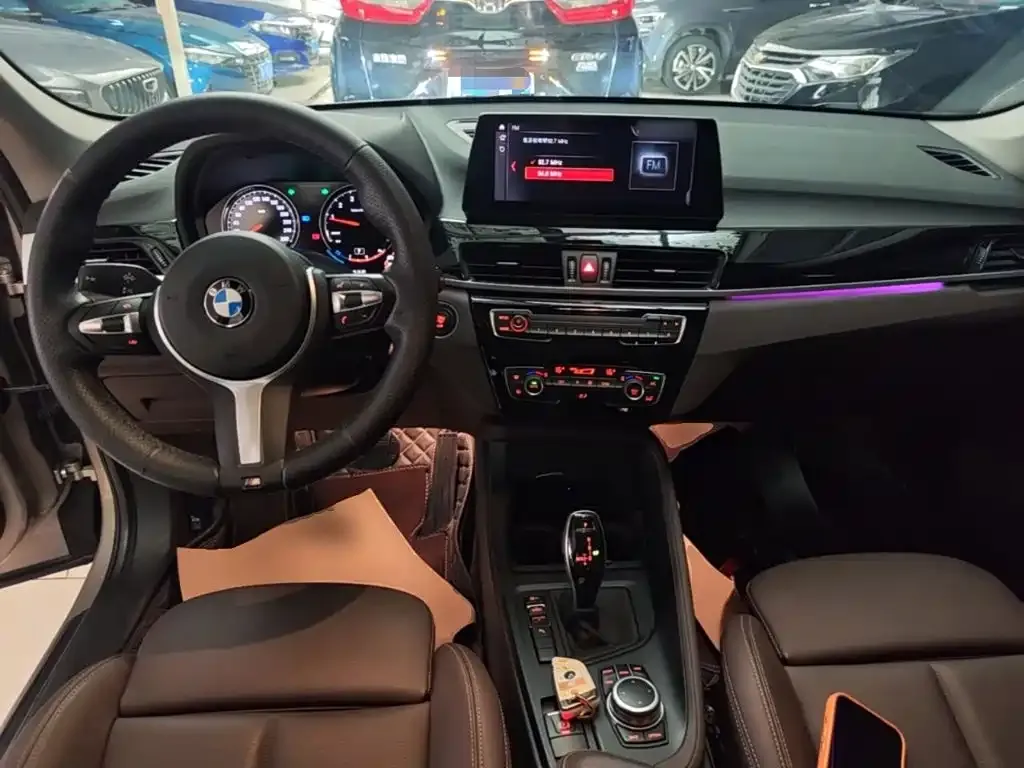 BMW X1 — фото 10