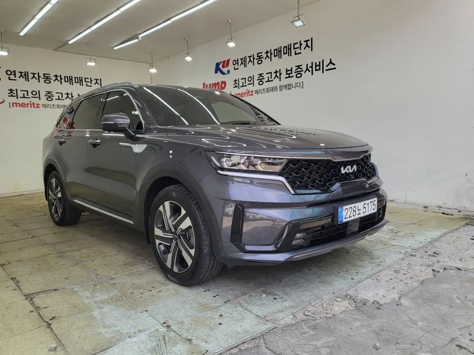 Kia Sorento — фото 4