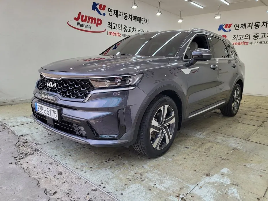 Kia Sorento — фото 6
