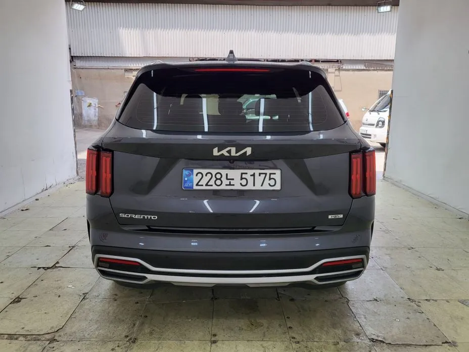 Kia Sorento — фото 3