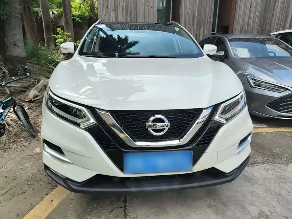 Nissan Qashqai — фото 8