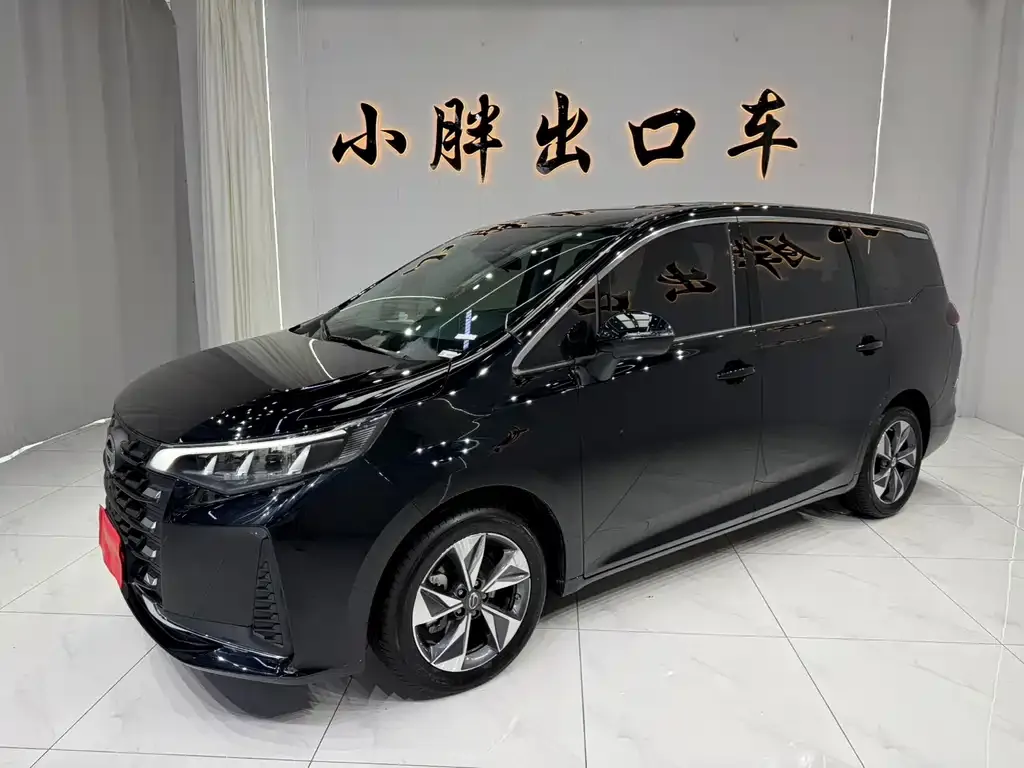 GAC Motor Trumpchi M6 — фото 1