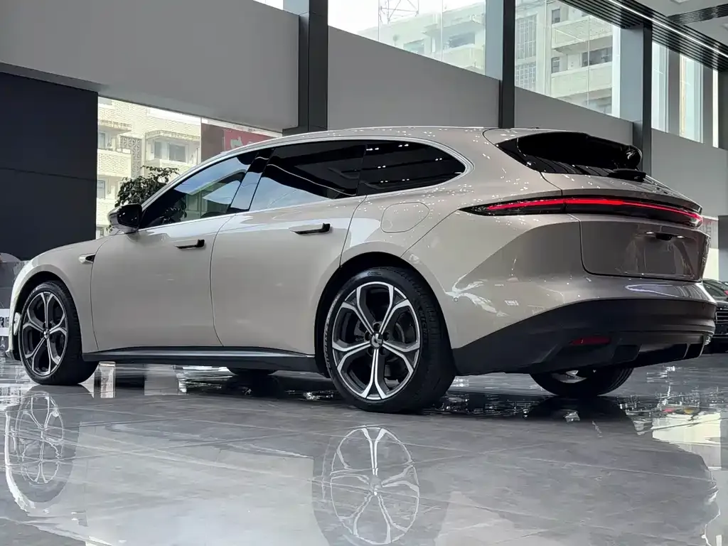 NIO ET5T 2024 из CN, фото 2