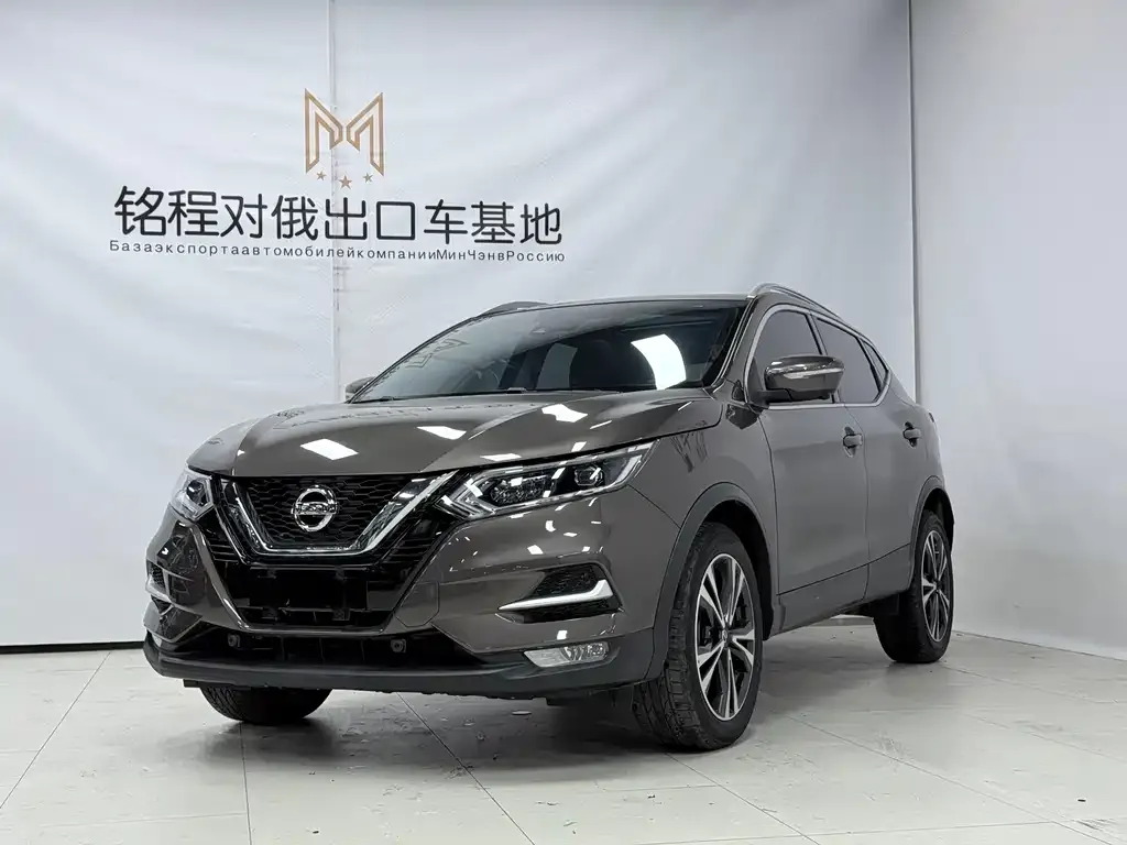 Nissan Qashqai — фото 1