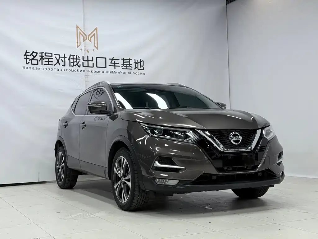 Nissan Qashqai — фото 4