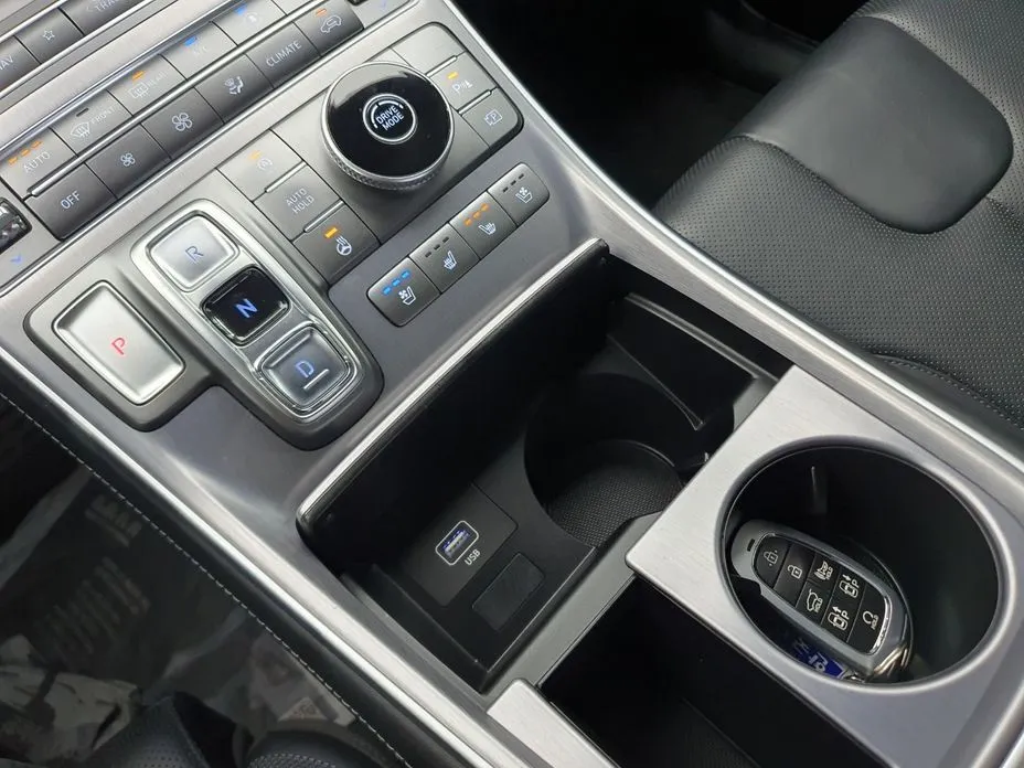 Hyundai Santafe — фото 9