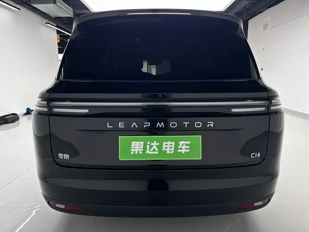 Leapmotor C16 — фото 4