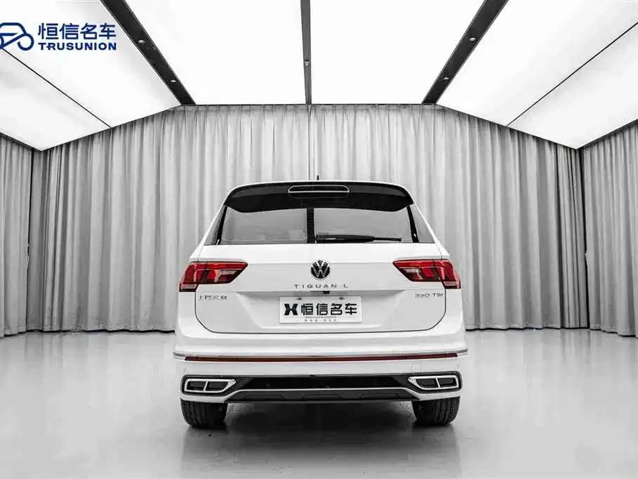 Volkswagen Tiguan L — фото 2