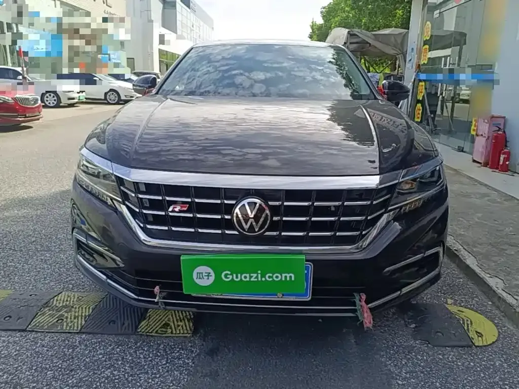 Volkswagen Passat — фото 6
