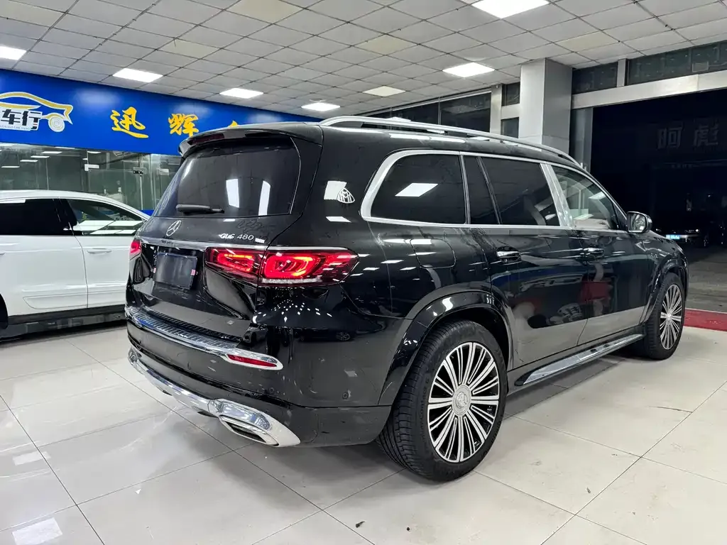 Mercedes-Benz GLS — фото 4