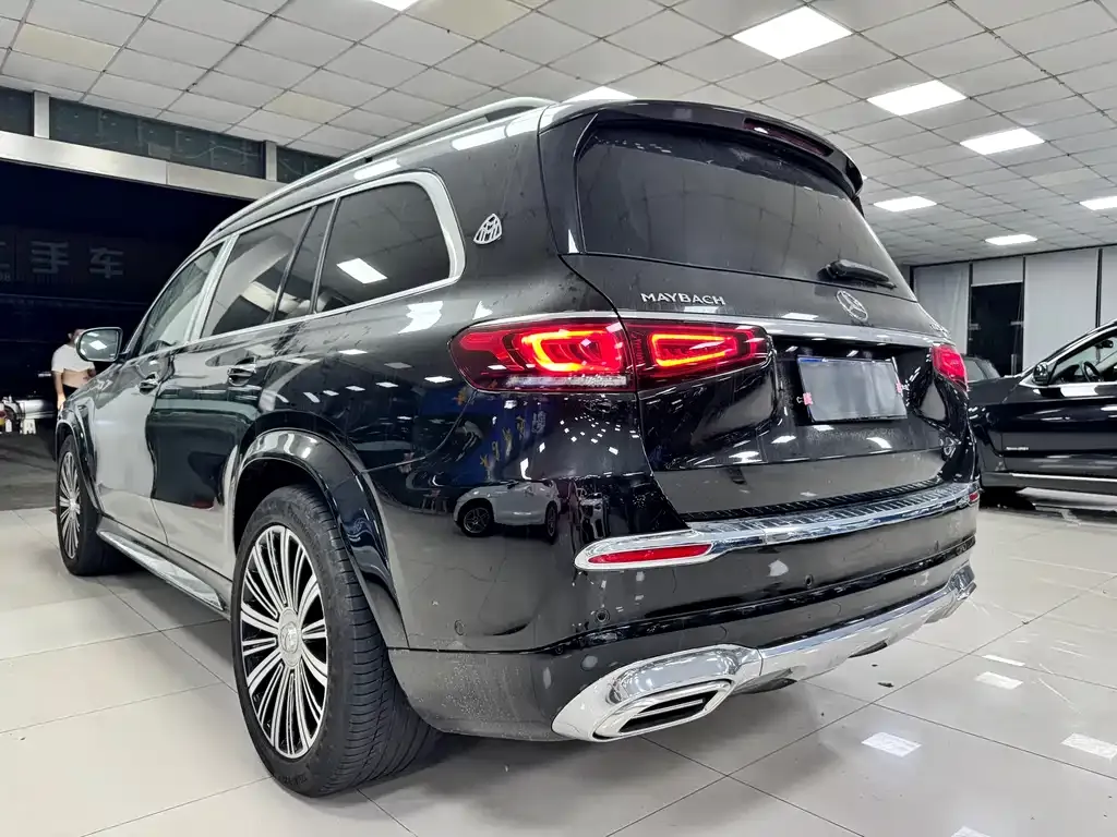 Mercedes-Benz GLS — фото 5
