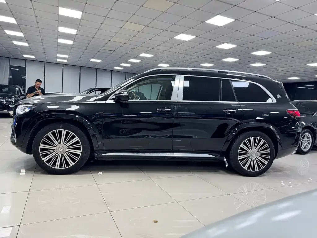 Mercedes-Benz GLS — фото 3