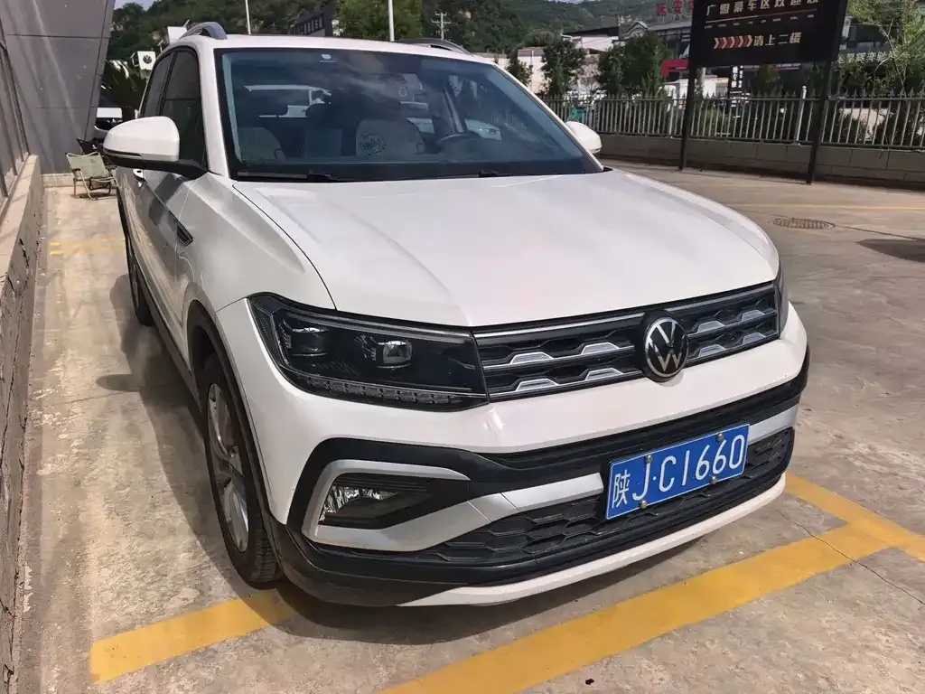 Volkswagen T-Cross — фото 7