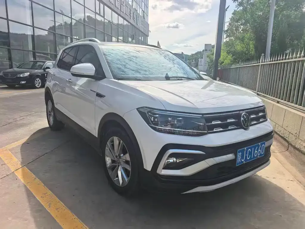 Volkswagen T-Cross — фото 6