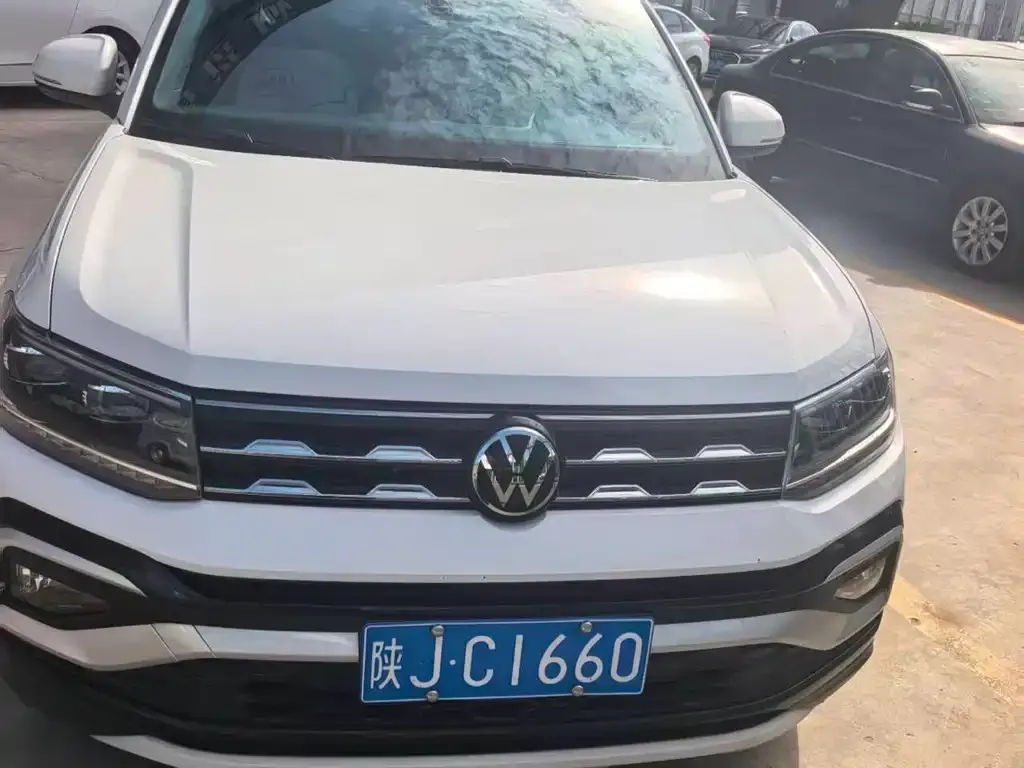Volkswagen T-Cross — фото 10