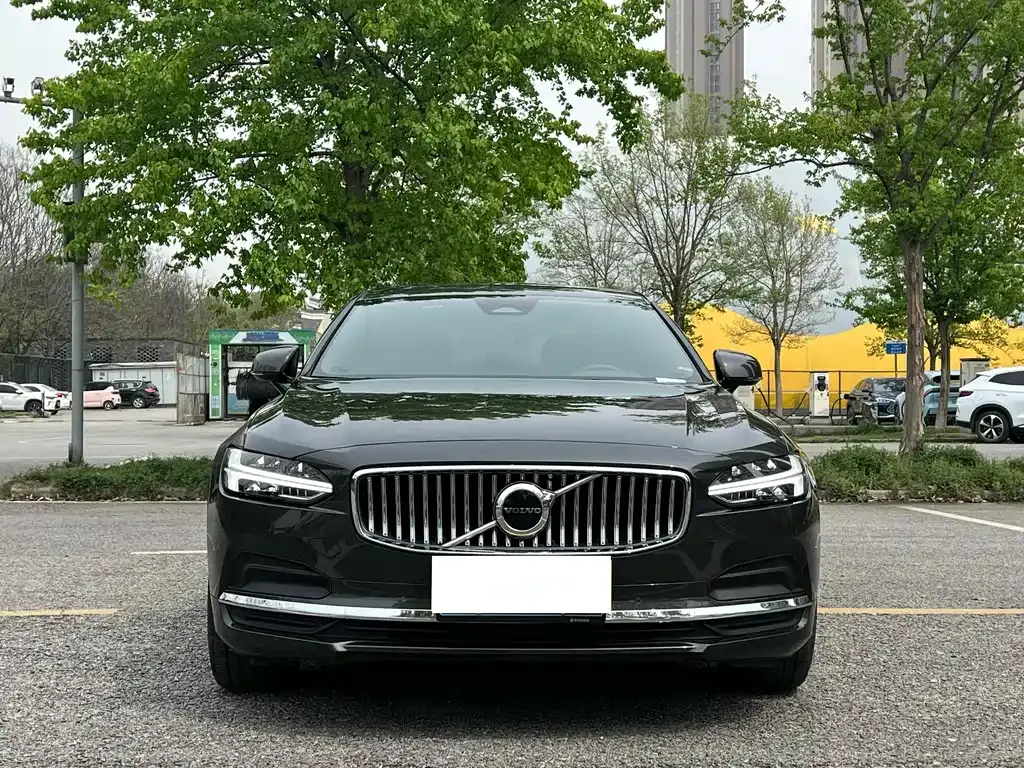 Volvo S90 — фото 10