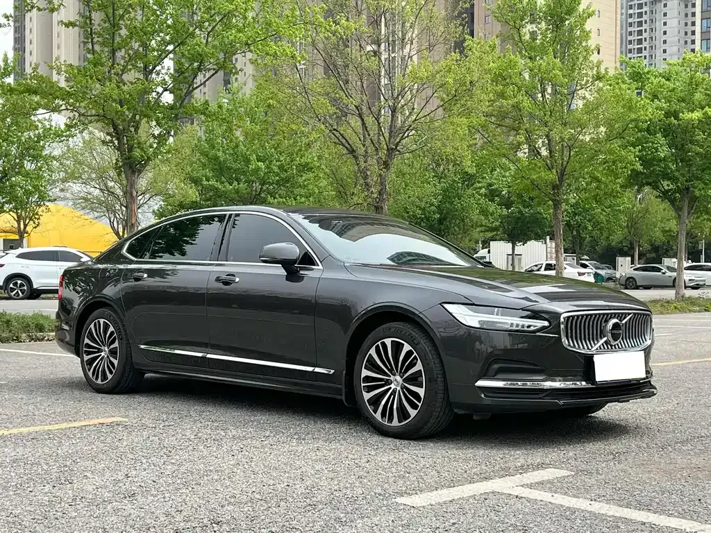 Volvo S90 — фото 9