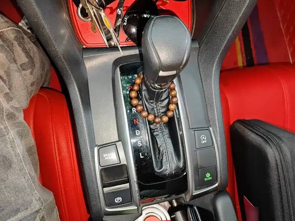 Honda Civic — фото 10