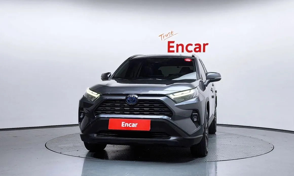 Toyota RAV4 — фото 2