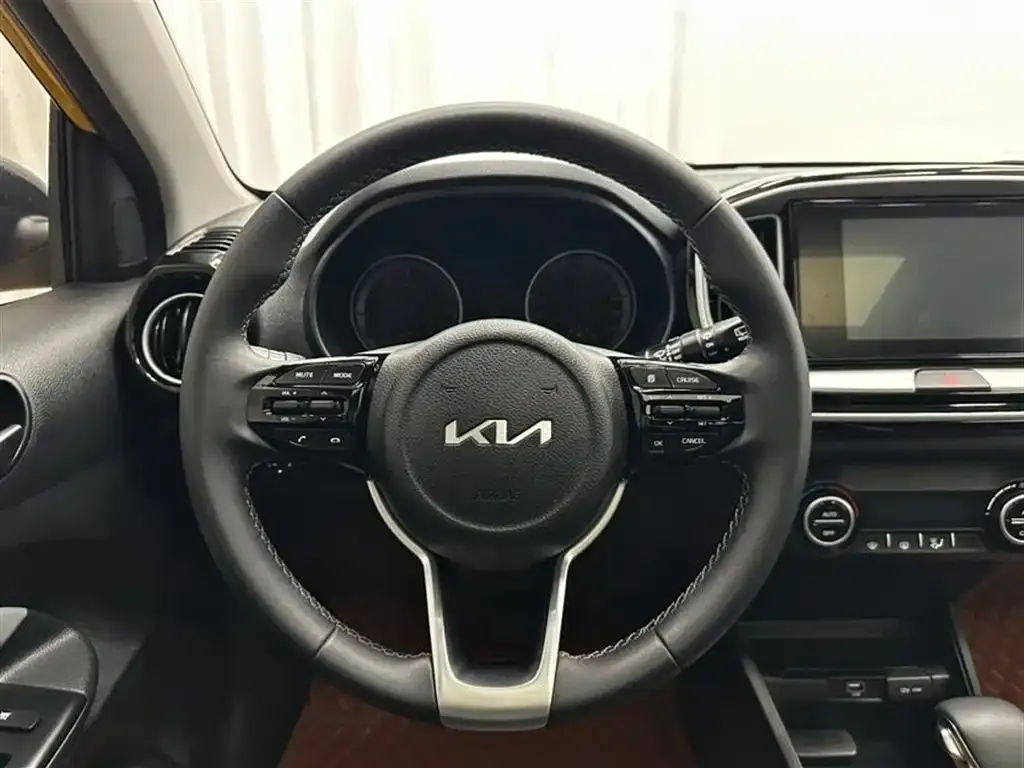 Kia KX1 — фото 4