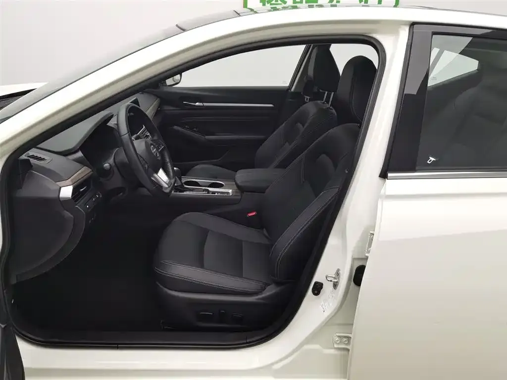 Nissan Teana 2022 из CN, фото 2