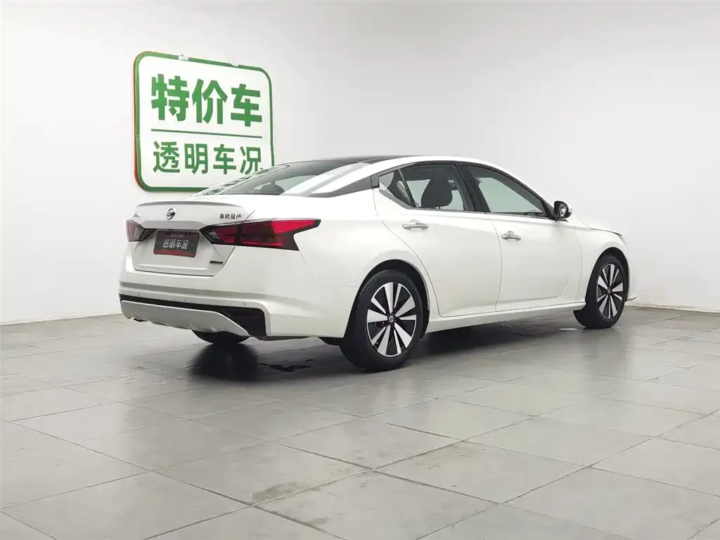 Nissan Teana 2022 из CN, фото 4