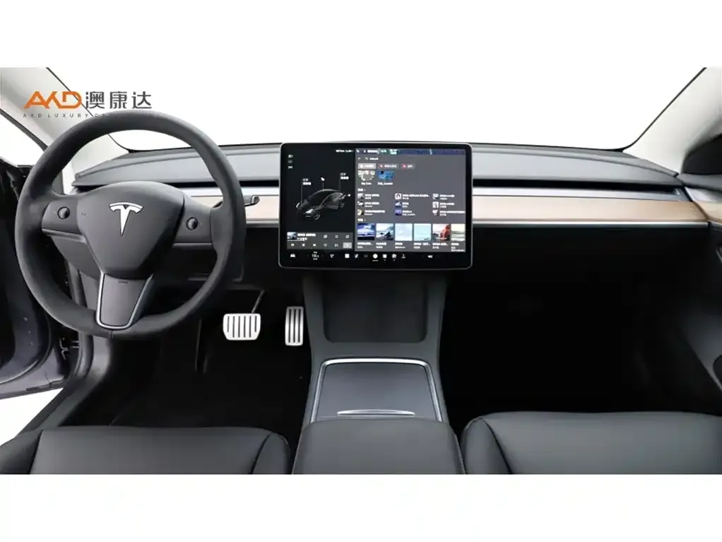 Tesla Model 3 — фото 5