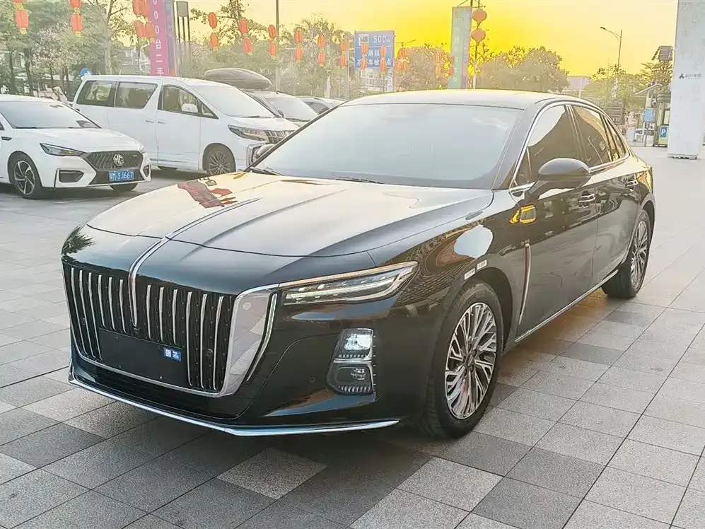 Hongqi H5 — фото 1
