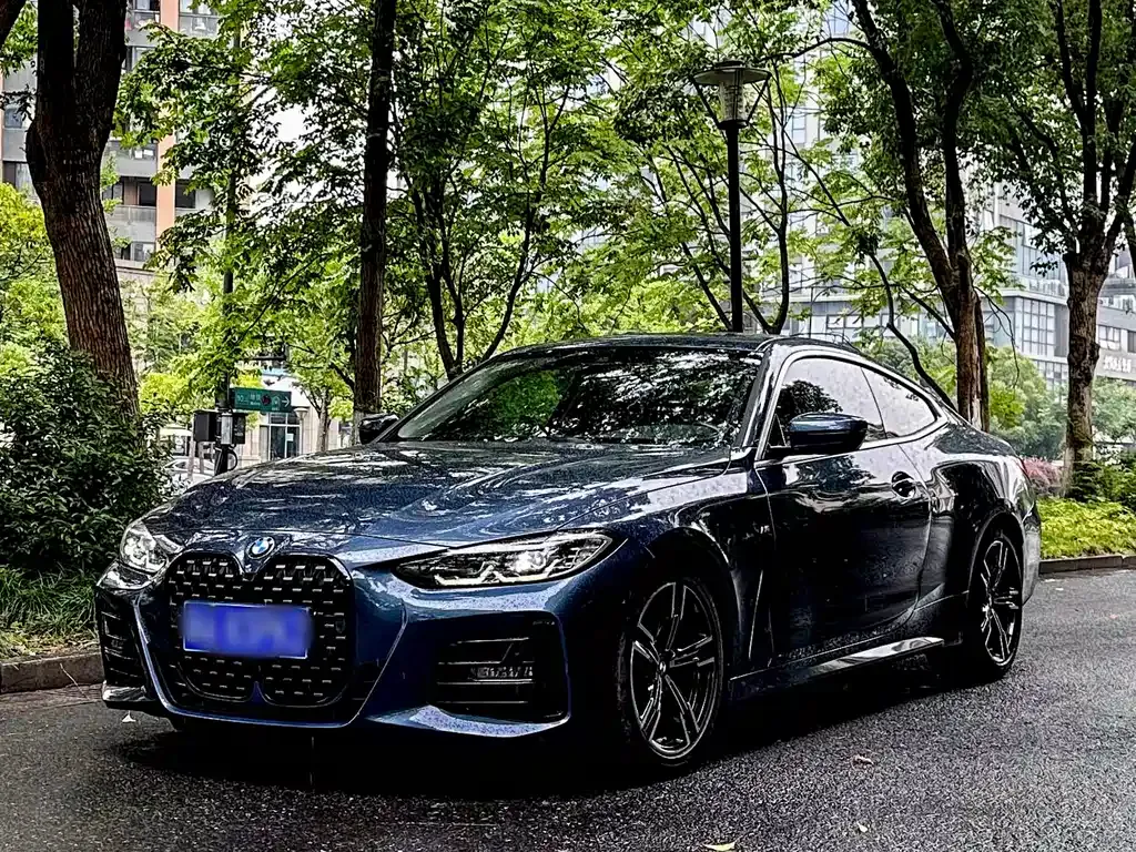 BMW 4 Series 425i M Sport 1