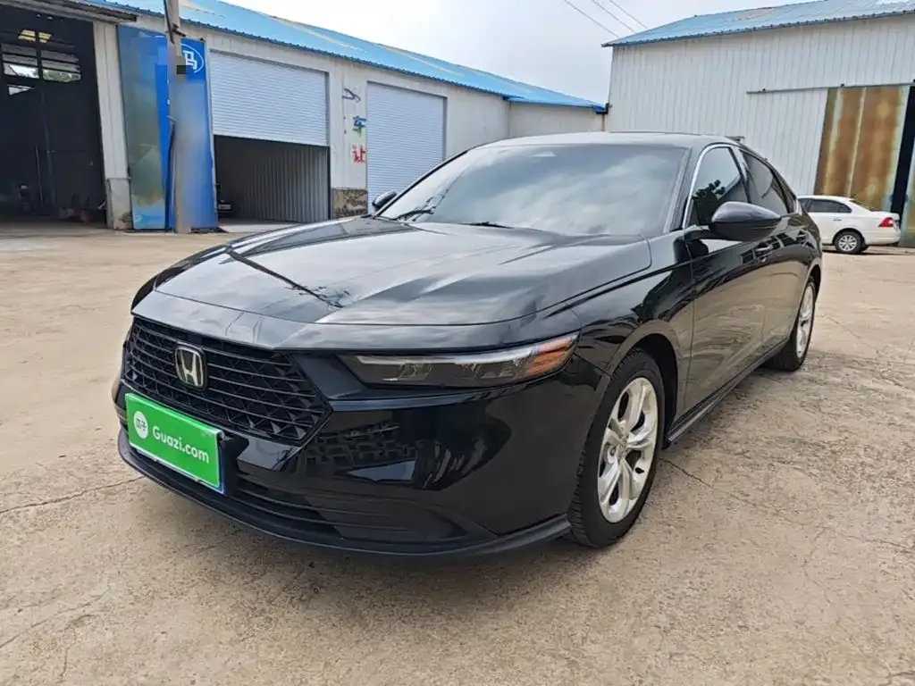 Honda Accord — фото 10