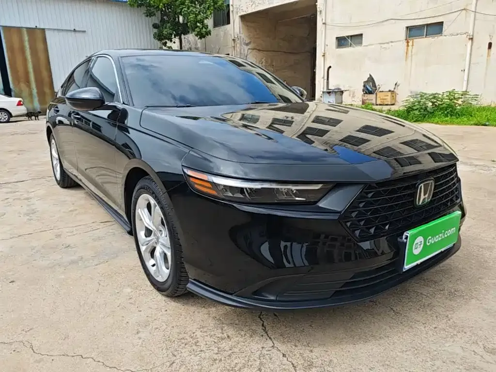 Honda Accord — фото 8