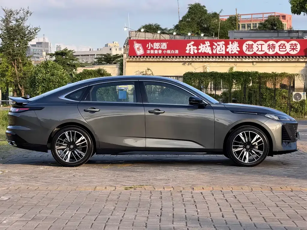 Changan Eado — фото 7