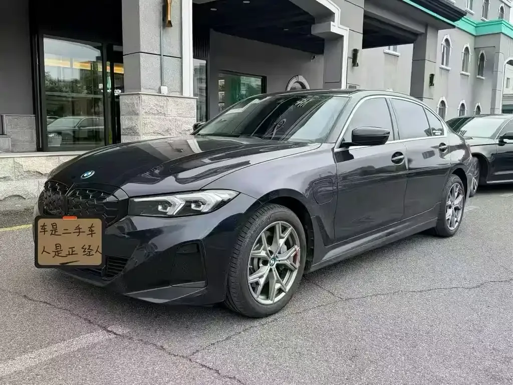 BMW i3 — фото 1