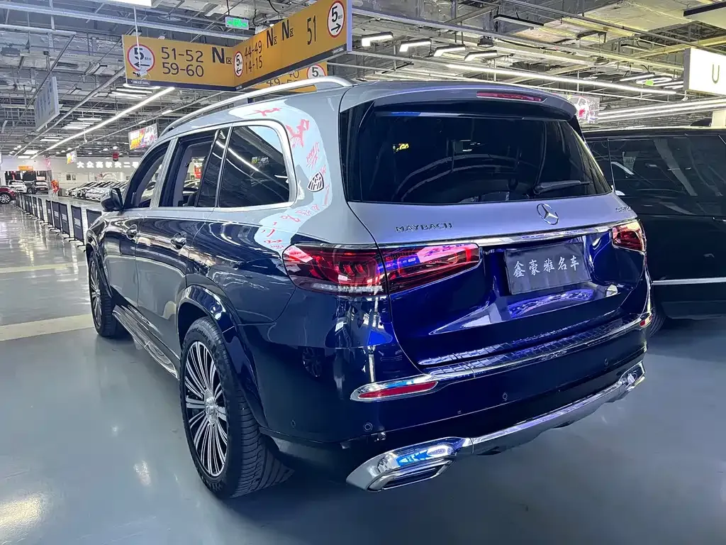 Mercedes-Benz GLS — фото 6