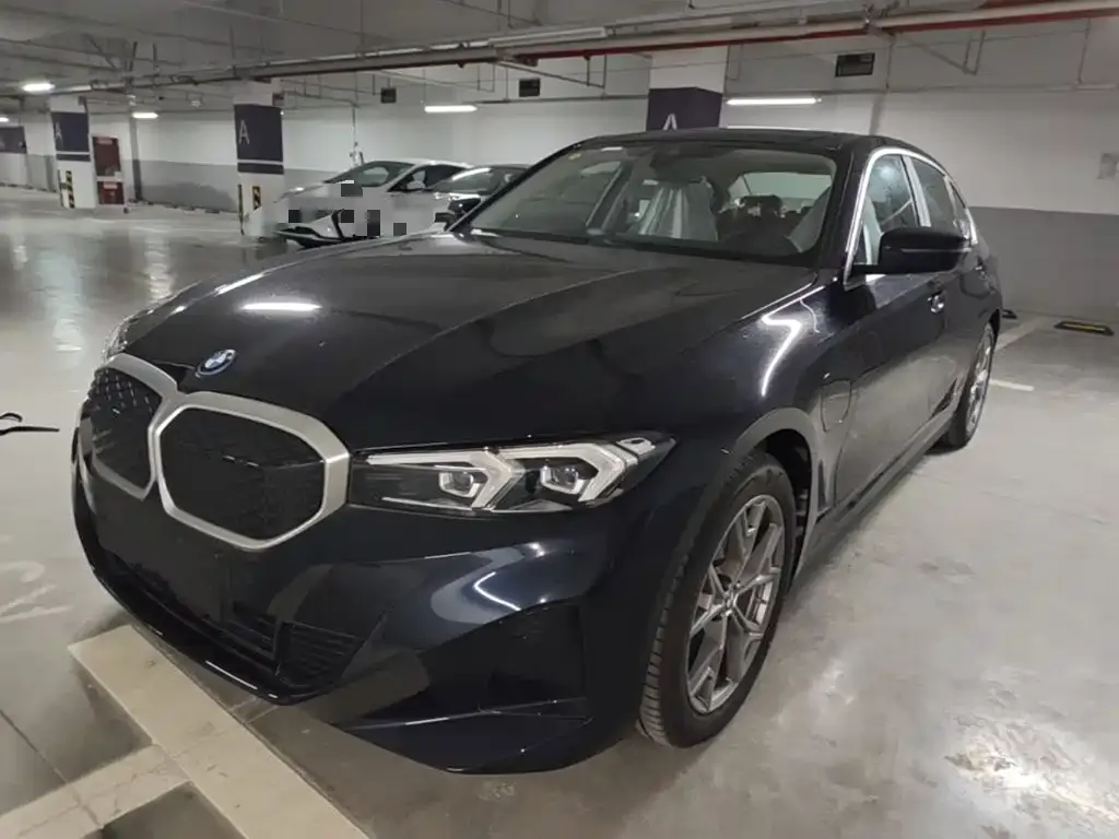 BMW i3 — фото 1